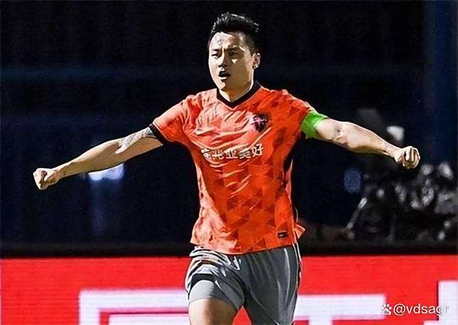 北青：考察有可塑性年轻球员补招进国家队，郜林进U23女足教练组