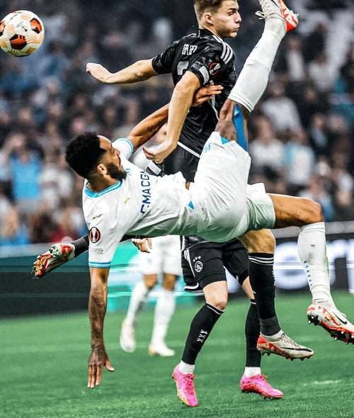 欧联杯历史射手榜:奥巴梅扬34球第一,法尔考31场30球效率恐怖