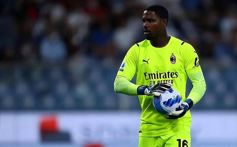 意天空:囧叔有意对阵那不勒斯沿用上轮首发,迈尼昂复出莱奥替补