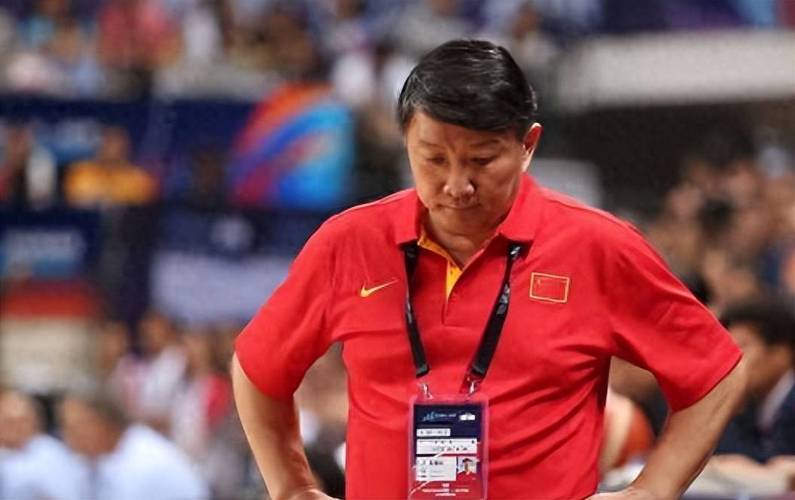 宫鲁鸣：希望杨舒予能成为快攻和阵地进攻里的尖刀 能担起大任