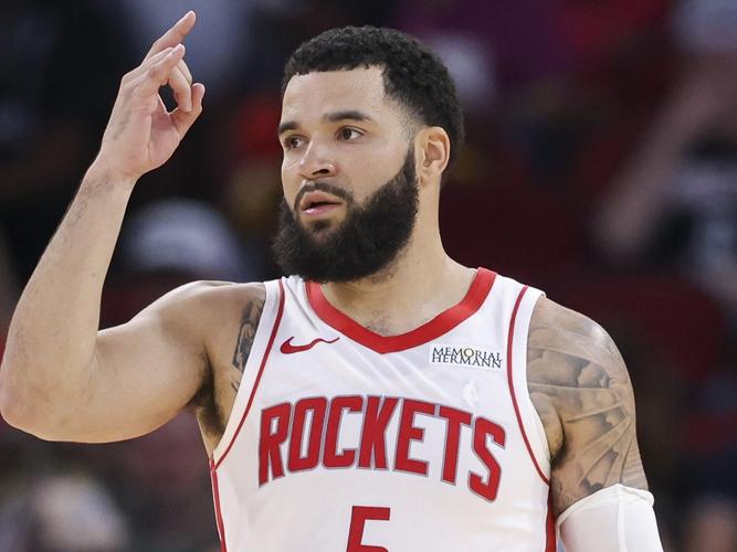 美记：火箭休赛期一通折腾就为夺冠 范乔丹伤后或达不到预期水平