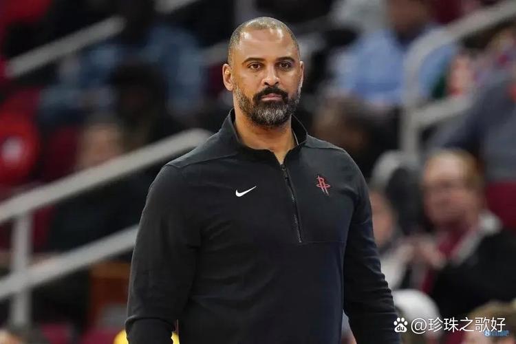 乌度卡:范弗里特是每周观察状态 可能无法在这次客场之旅复出