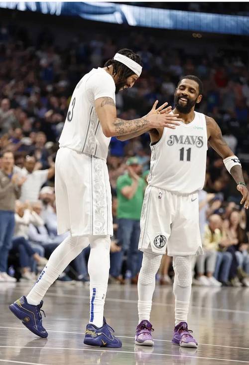 美媒发问:勒布朗生涯的最佳搭档 是韦德、欧文还是浓眉?