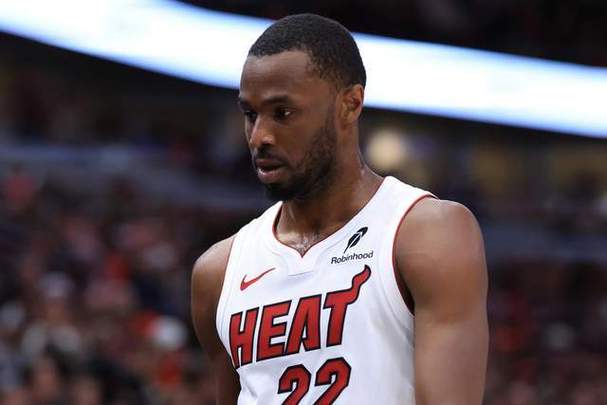 美记：湖人需得到维金斯 他有球队急需的三分能成为最好的防守人