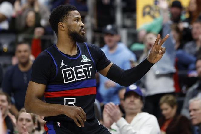 巴爷：现在NBA各队都主打外线进攻 但不定哪天大个子的时代会回来