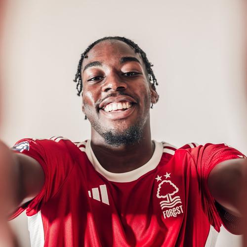 邮报:曼联致力于全世界挖掘新星,签下奥罗斯科就是最新例证