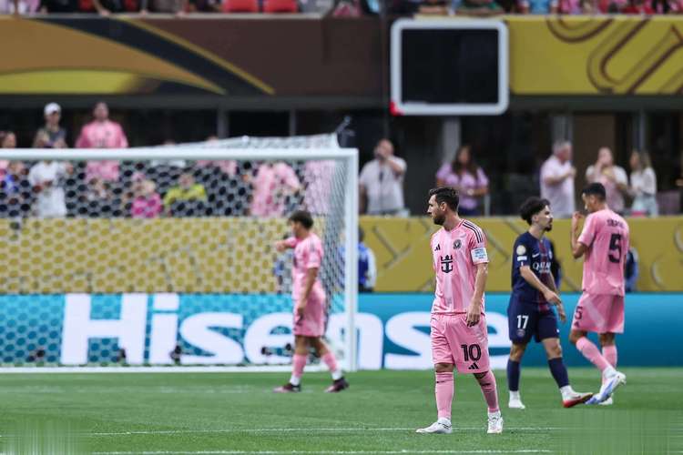 0球0助!法媒:小埃梅里面临职业生涯的低谷,在巴黎已经沦为替补