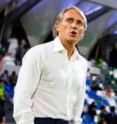 19球!曼奇尼成为罗马队史进球第三多的后卫,帕努奇居首