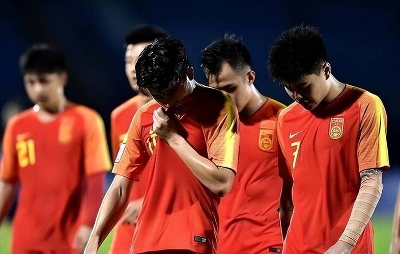 马德兴:国足10月不会集训选择让道U22国足,11月大概率也不集训