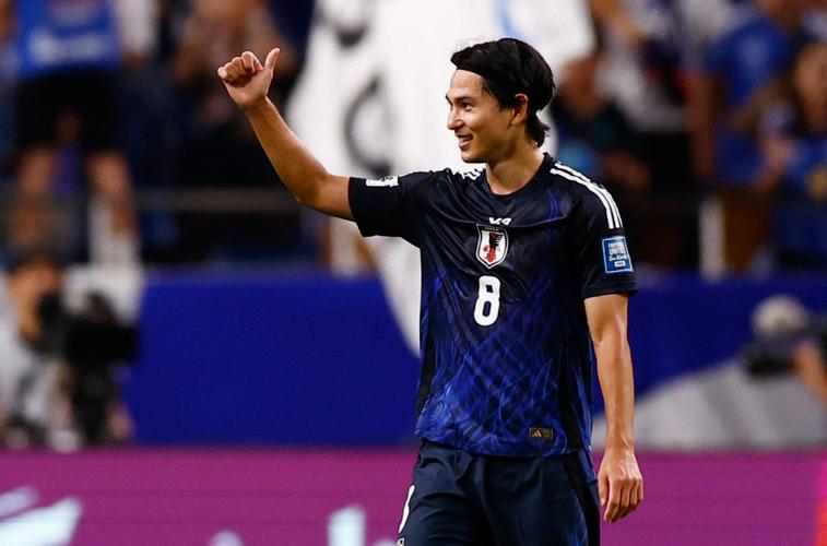 南野拓实:曼城是欧洲最强球队之一 再会多纳鲁马感觉有些奇妙