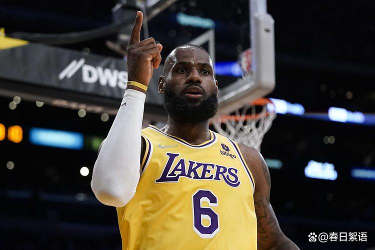 40岁詹皇仍联盟前八!美媒晒湖人功绩回击佩总:拒续约将追悔莫及