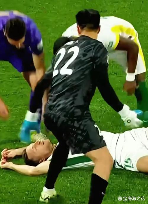 跟队友撞了!弗兰克:穆阿尼训练中和萨尔撞到伤了,将缺战比赛