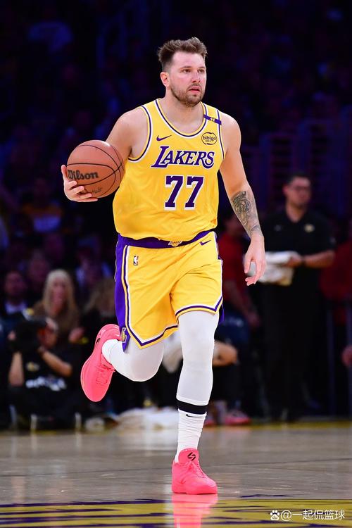 很真实，詹皇生涯总决赛正负值86！上场55次还输分，东契奇太难