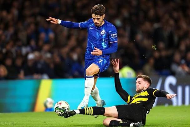 不给“老板”面子布莱顿年年卖人给切尔西,结果连赢蓝军三场