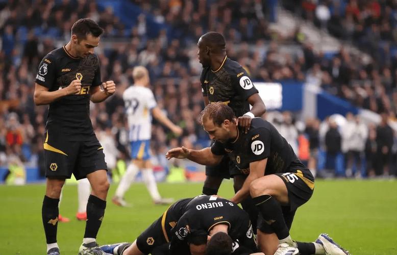 红魔能否逆转小蜜蜂是本赛季英超领先后丢分最多的球队