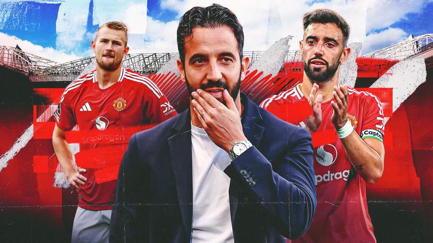 绝望了！曼联补时再被进球，阿莫林挠头后回到座位低头托腮沉思