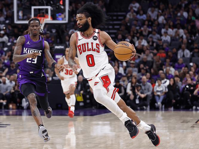 怀特：让A-西蒙斯发挥自己优势就好 他是球队非常重要的补强