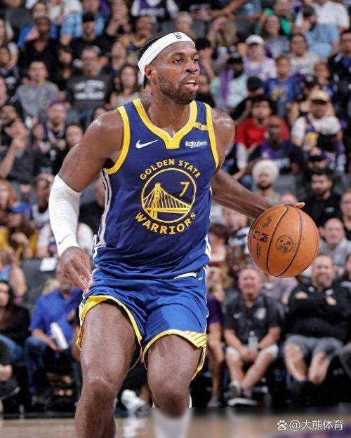 🤣巴特勒调戏希尔德：听到我夸你没？没听到？对的 因为我没夸