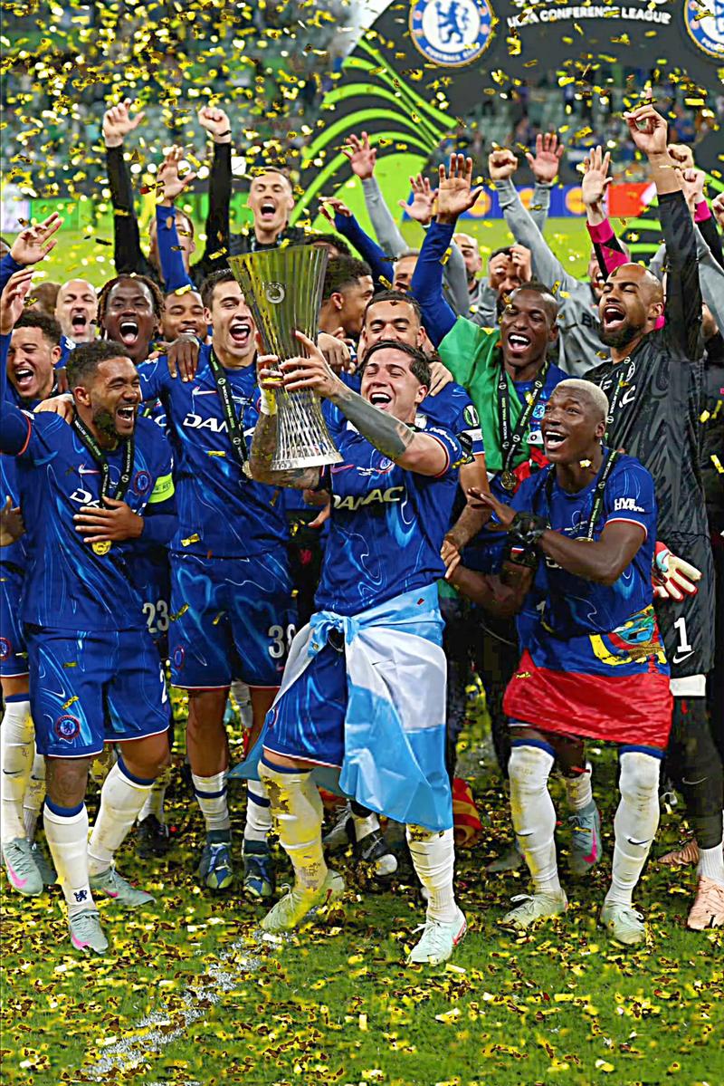 恩佐社媒晒照庆祝胜利：重要的主场胜利，欧冠之夜回归！