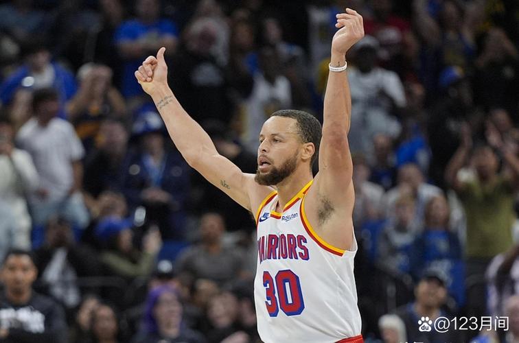 克莱:不在乎弗拉格训练投丢&犯错多少 但他竟未缺席任何一个项目