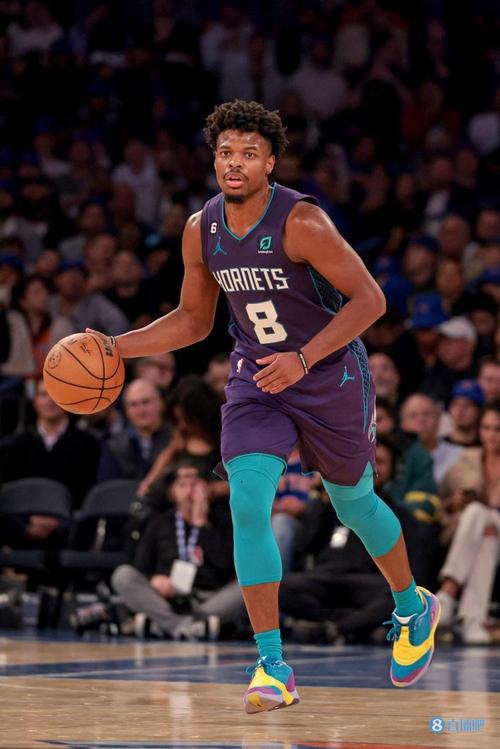 小丹尼斯-史密斯:再回来变化很大 但庆幸鲍威尔仍在