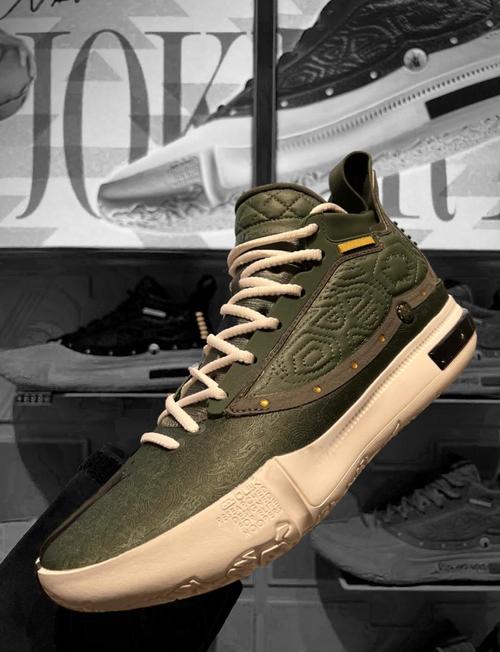 约基奇个人第二代签名鞋Joker 2亮相！依旧有高低帮两个版本！