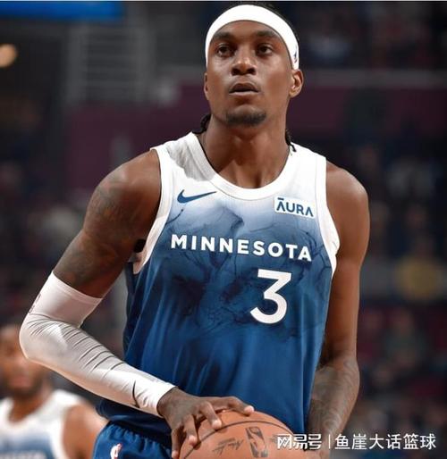 麦丹：很高兴里德续约 我华子和他继续进步很难有人阻挡我们