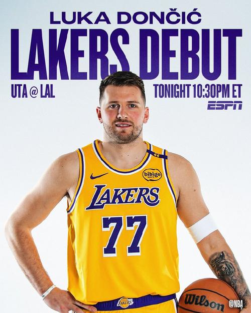 👀湖人训练营名单东契奇体重244磅 上赛季开赛230磅&最高270磅