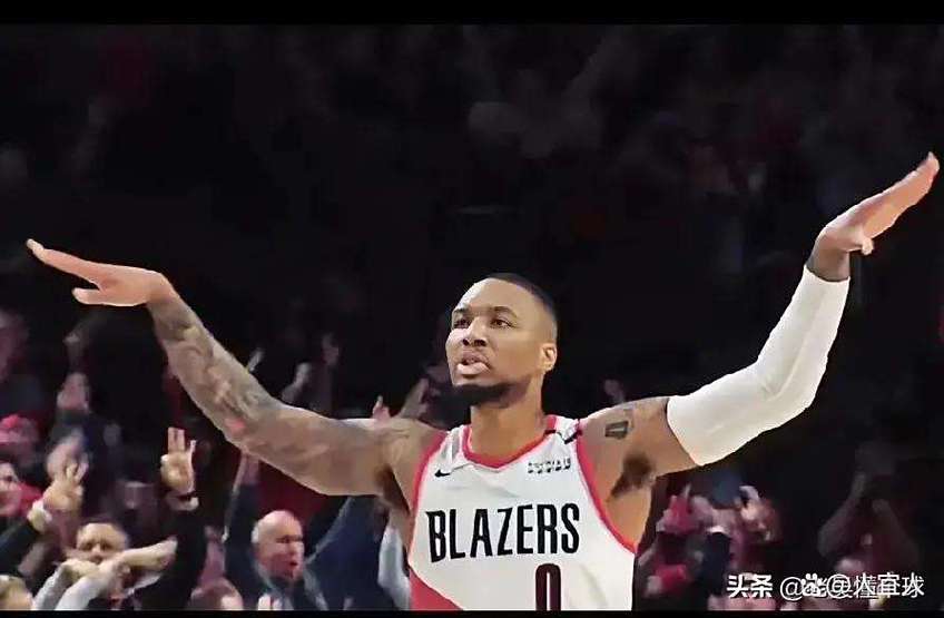 传承！利拉德出席开拓者训练营 向亨德森言传身教！