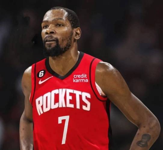 杜兰特:我想以每晚48分钟打满82场但那不现实 负荷管理听球队的