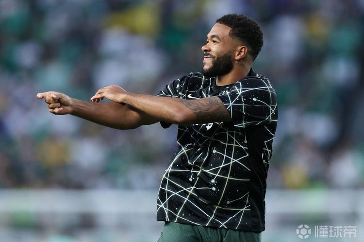 马雷斯卡：我们在帮助拉维亚摆脱伤病，像里斯-詹姆斯一样变健康