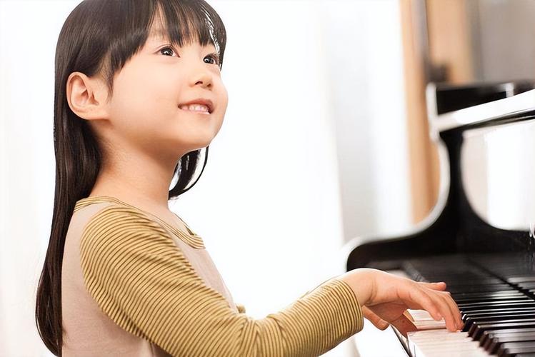 文班:以前身体发育成熟度一直在拖慢我节奏 现在我能做更多事了