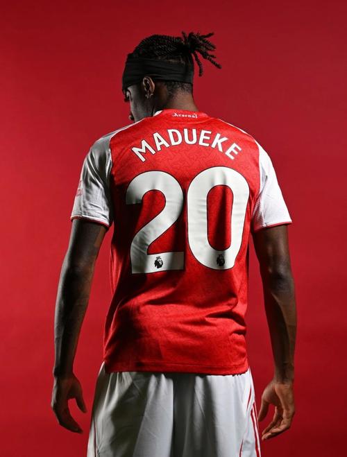 镜报：贝尔塔签莫斯克拉、马杜埃凯是为了防止队内球员续约不顺利