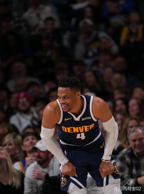 贝弗利:勇士得到霍福德将会帮到追梦 因为前者能防中锋