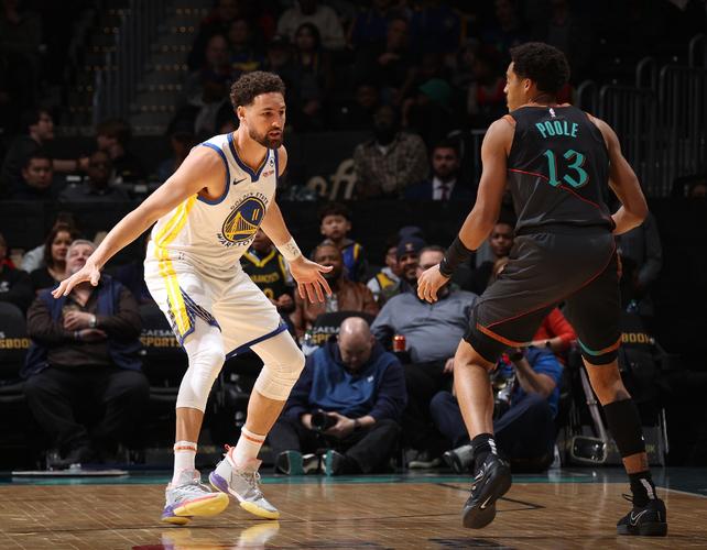 三分仅5中1！普尔上半场6中2得13分3助 罚球8中8