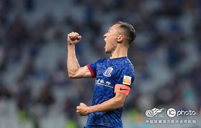 【】中超第26轮最佳球员:申花队长吴曦!36岁依旧中流砥柱
