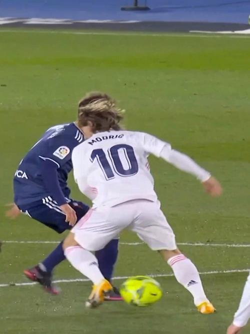 米体:莫德里奇本赛季场均踢77分钟超过前四个赛季,1周1赛是关键