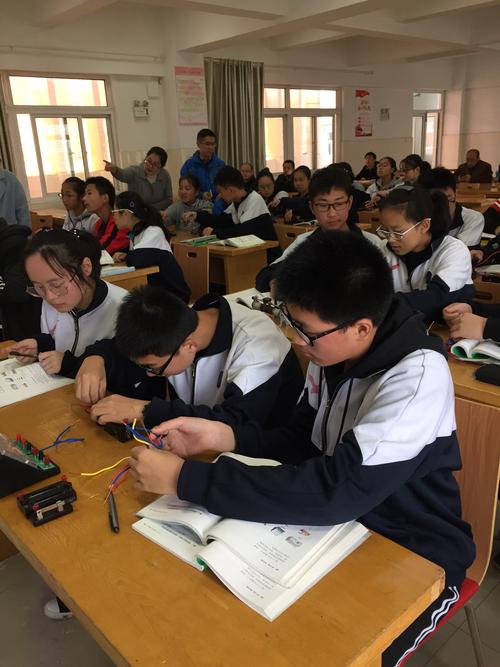 波斯特：霍福德很特别展示了极强侵略性 正努力向他学习细节技巧