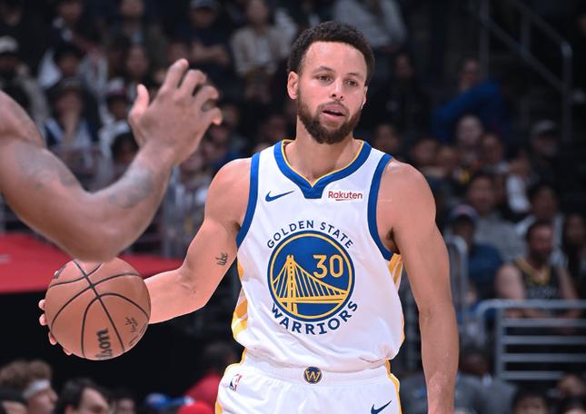 小试牛刀！小莫布里出战18分钟 10中5&三分4中2拿到12分6板2助