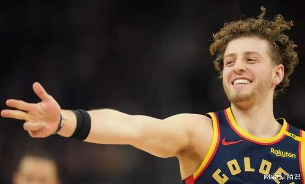 你小子！波杰姆斯基：希望库里追梦退役后我能接过勇士的传承