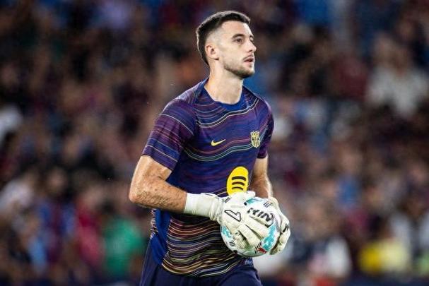 每体:霍安-加西亚已注册至明年六月,在一月份不会被注销