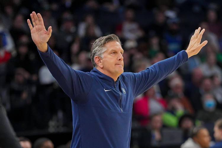 芬奇:我们过于尊重对手的速度了 持球压迫做得不够好