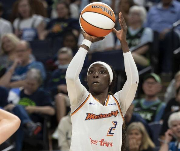 形势危急!WNBA总决赛G3半场水星43-55落后王牌12分