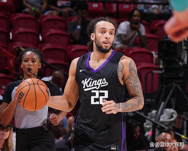 黄蜂主帅:克尼佩尔每天都想要变得更强 他会扮演重要角色