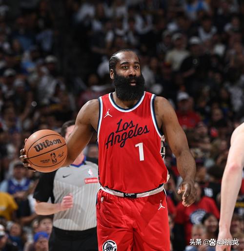 半场:快船仅领先广州5分!小卡5记三分 哈登9助 奥拉迪波21+5