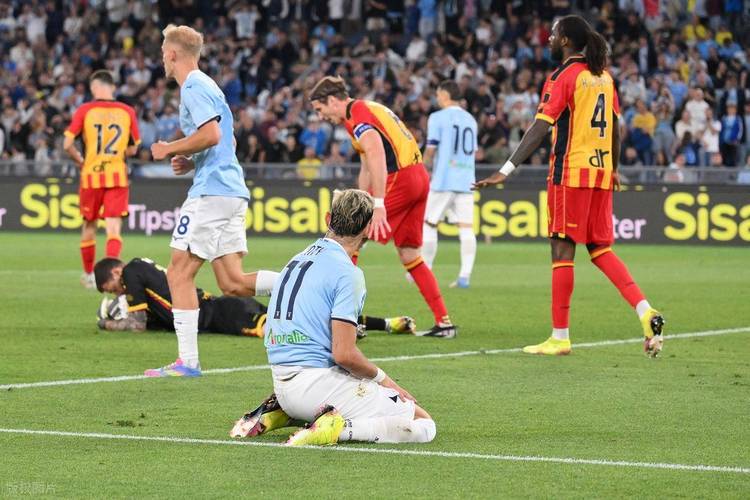 萨里批评意大利青训：青年联赛在糟糕的球场进行，只有150名观众