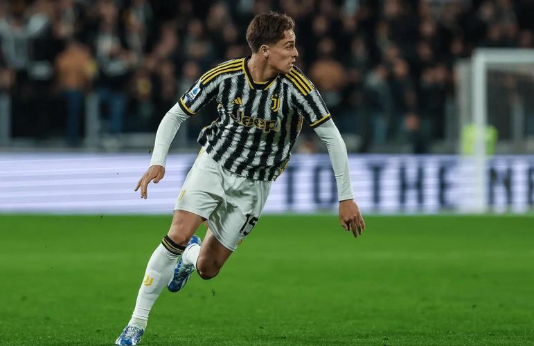 罗马诺:尤文意识到英超球队对伊尔迪兹感兴趣,想尽快完成续约