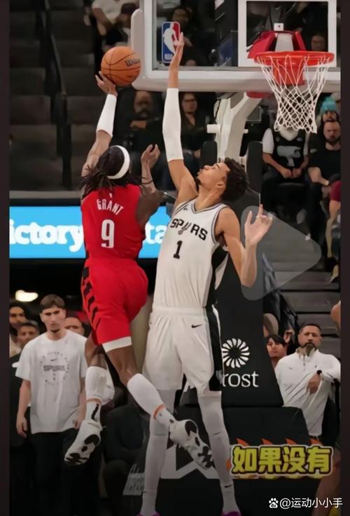 啥活都有！文班亚马单打努尔基奇 丝滑转身抛投打成2+1！