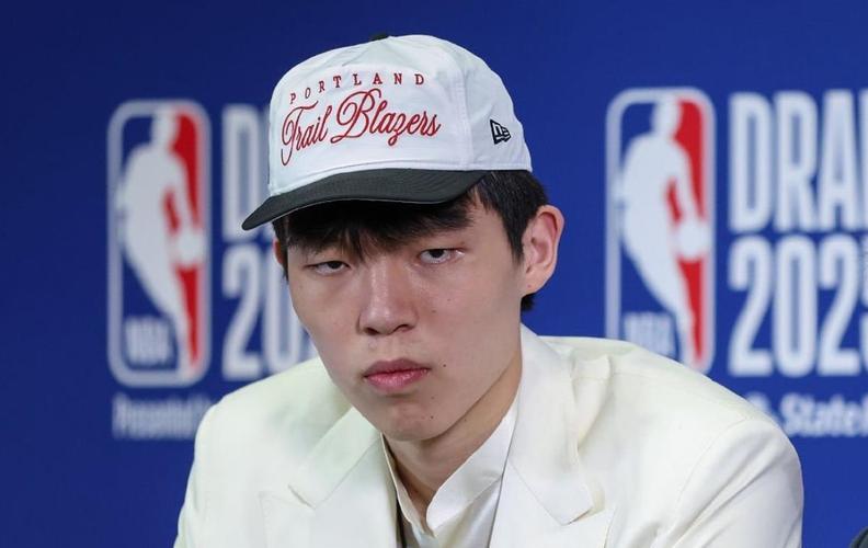 队记:杨瀚森被称“小约基奇”绝非浪得虚名 球队管理层没看走眼