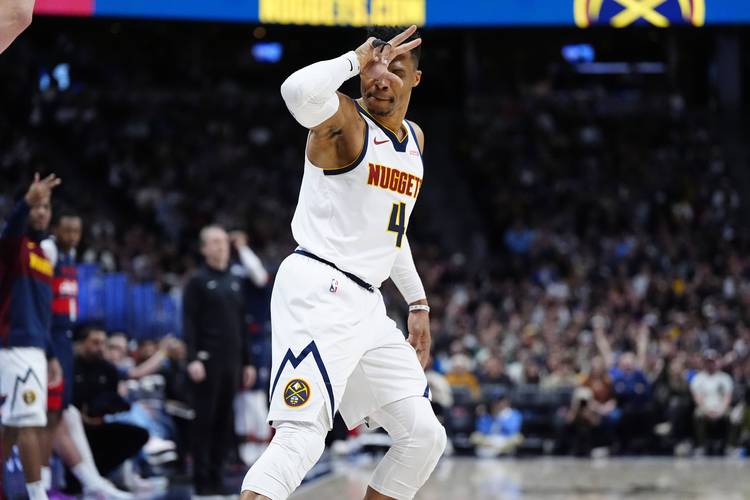 大范:雷霆夺冠除掘金几乎没遇到麻烦 新赛季SGA不伤没人能赢他们